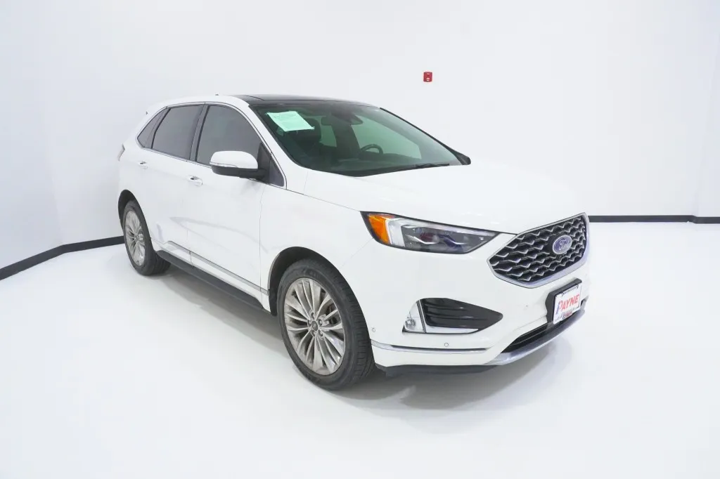 2021 Ford Edge Titanium