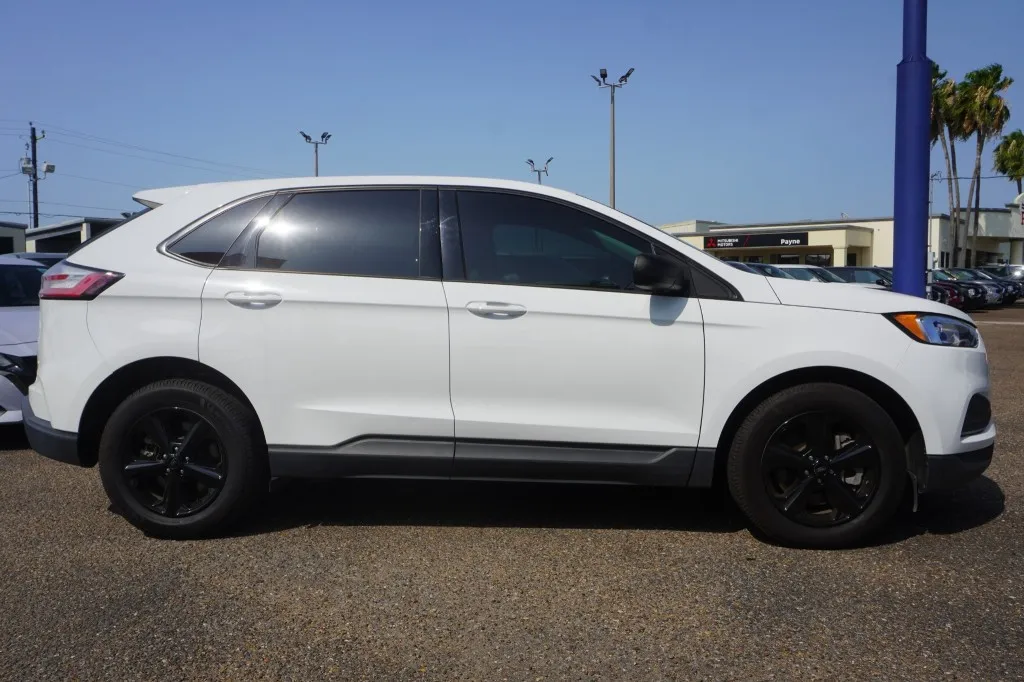 2023 Ford Edge SE