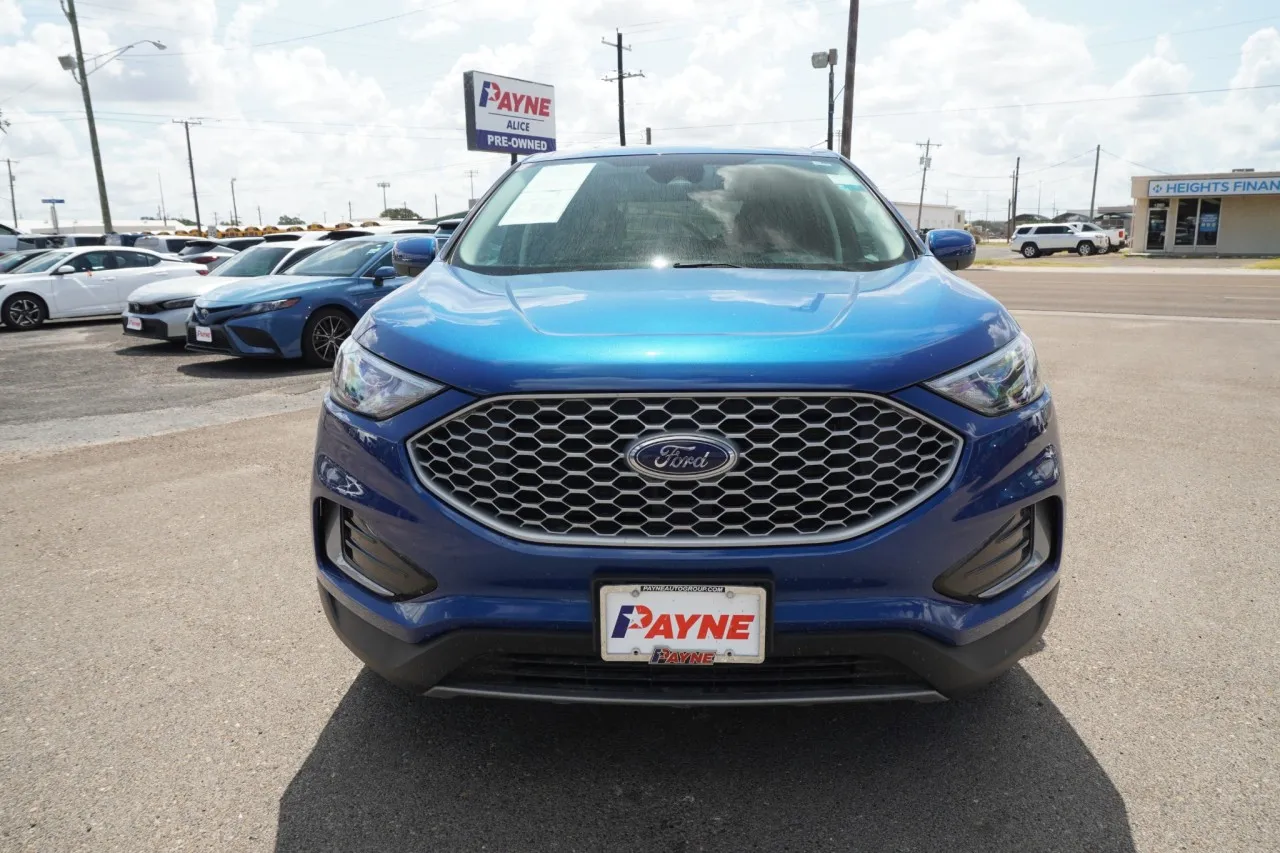 2024 Ford Edge SEL - Photo 2