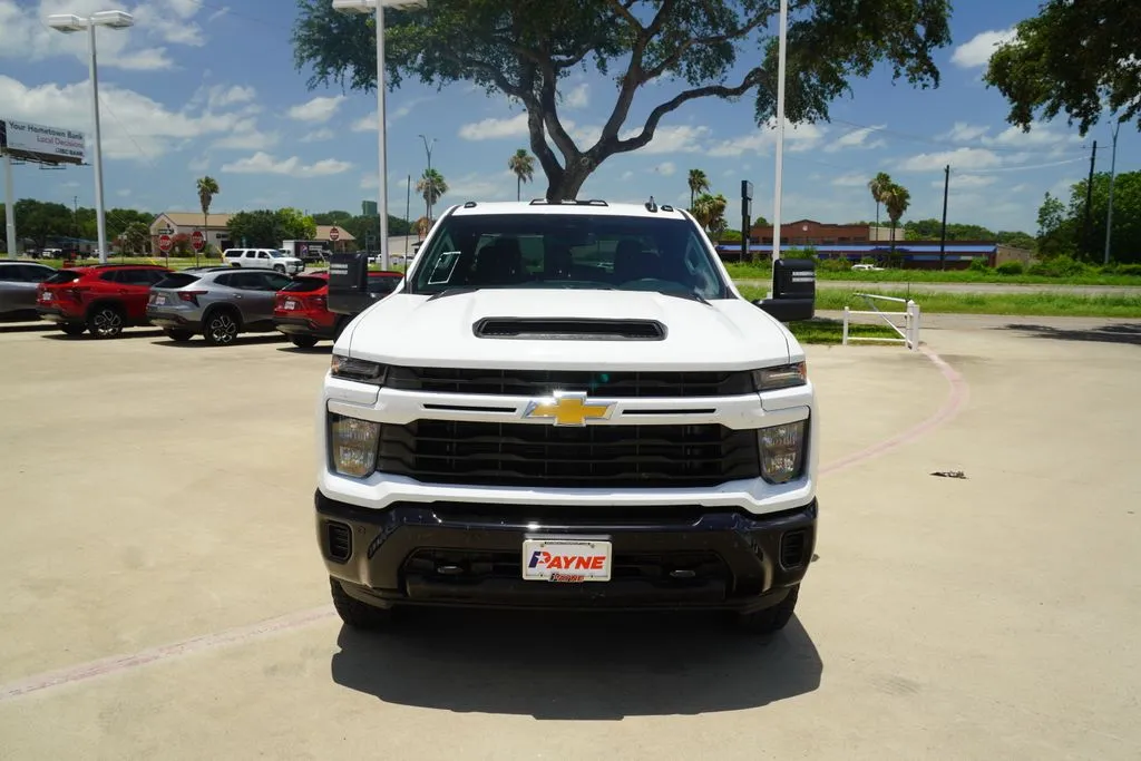 2026 Chevrolet Silverado 2500HD Custom