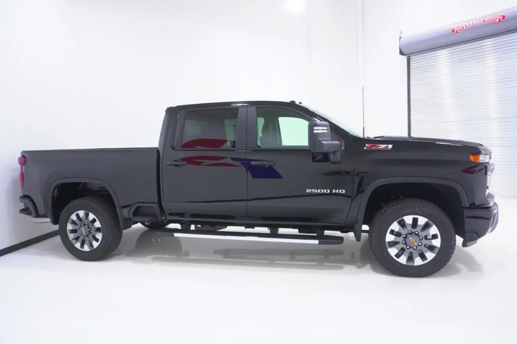 2026 Chevrolet Silverado 2500HD Custom