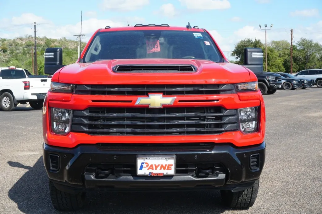 2025 Chevrolet Silverado 2500HD Custom