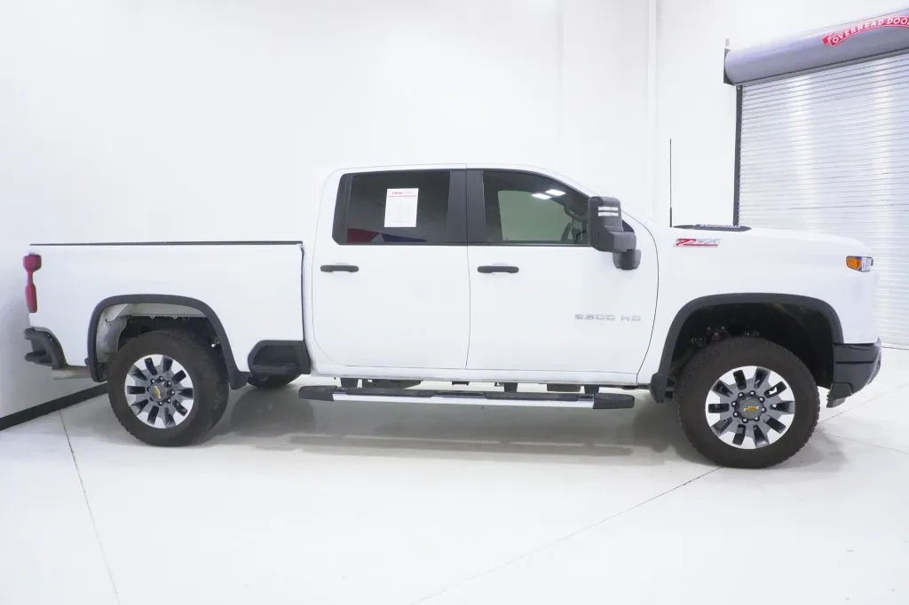 2025 Chevrolet Silverado 2500HD Custom