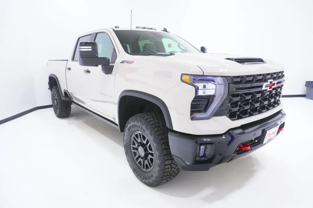 2026 Chevrolet Silverado 2500HD ZR2