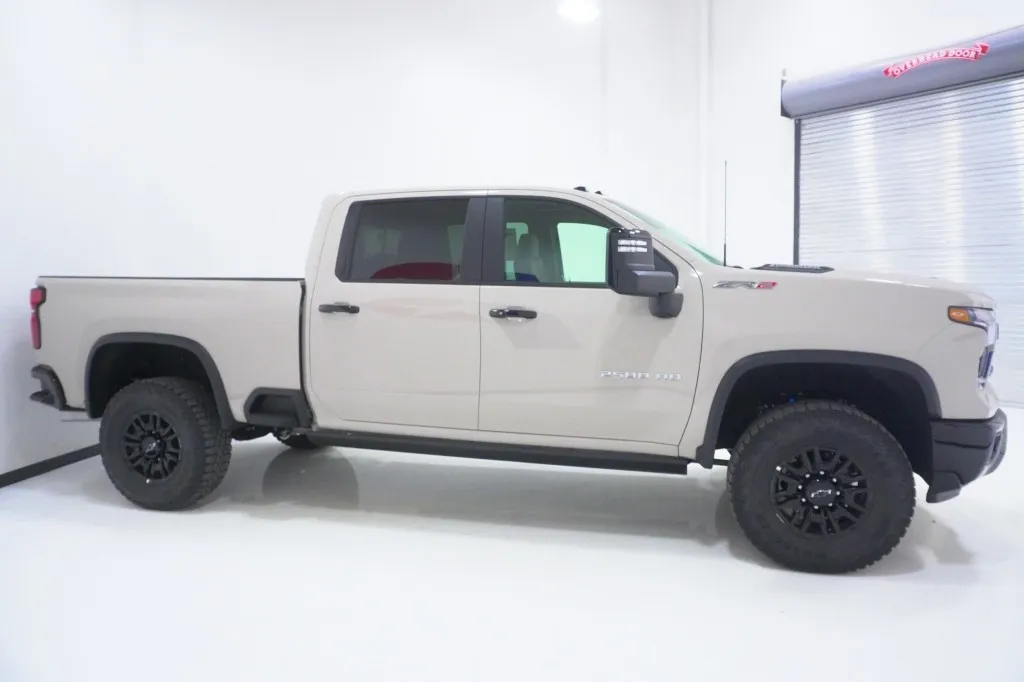 2026 Chevrolet Silverado 2500HD ZR2