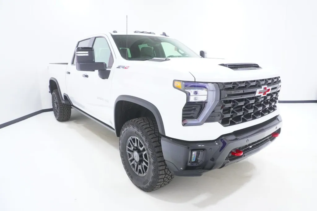 2026 Chevrolet Silverado 2500HD ZR2
