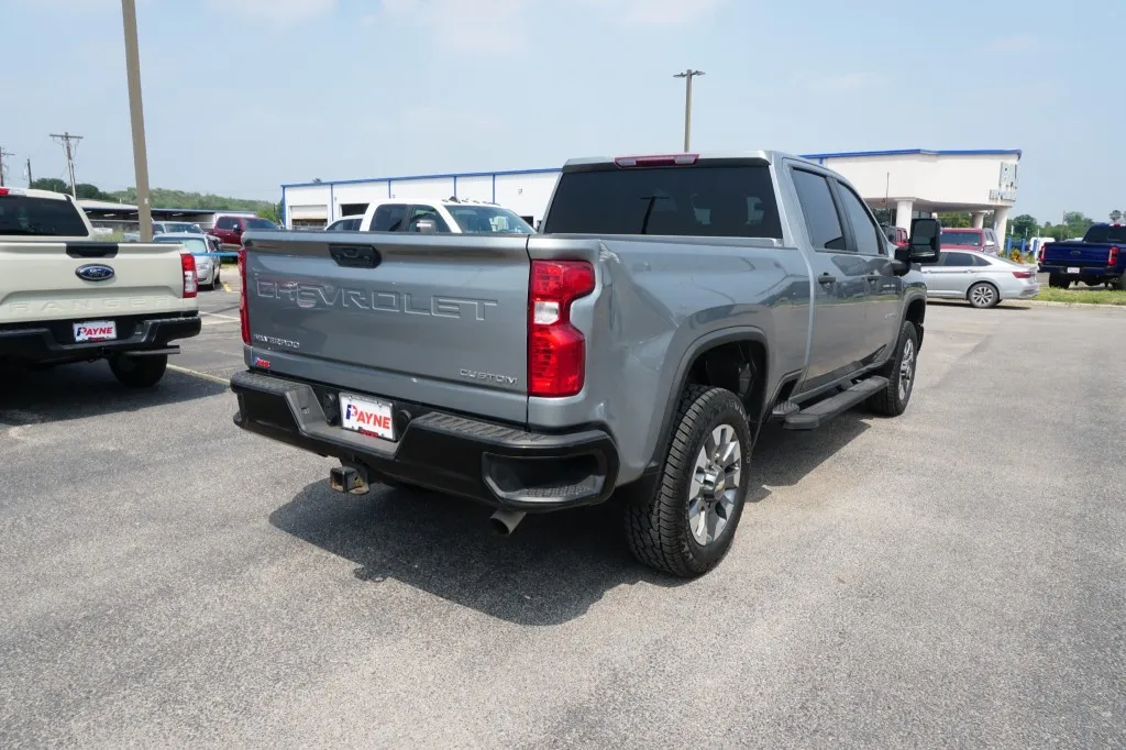 2024 Chevrolet Silverado 2500HD Custom