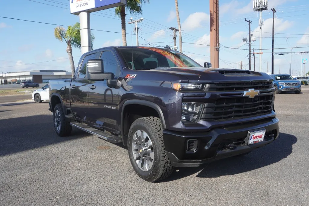 2024 Chevrolet Silverado 2500HD Custom