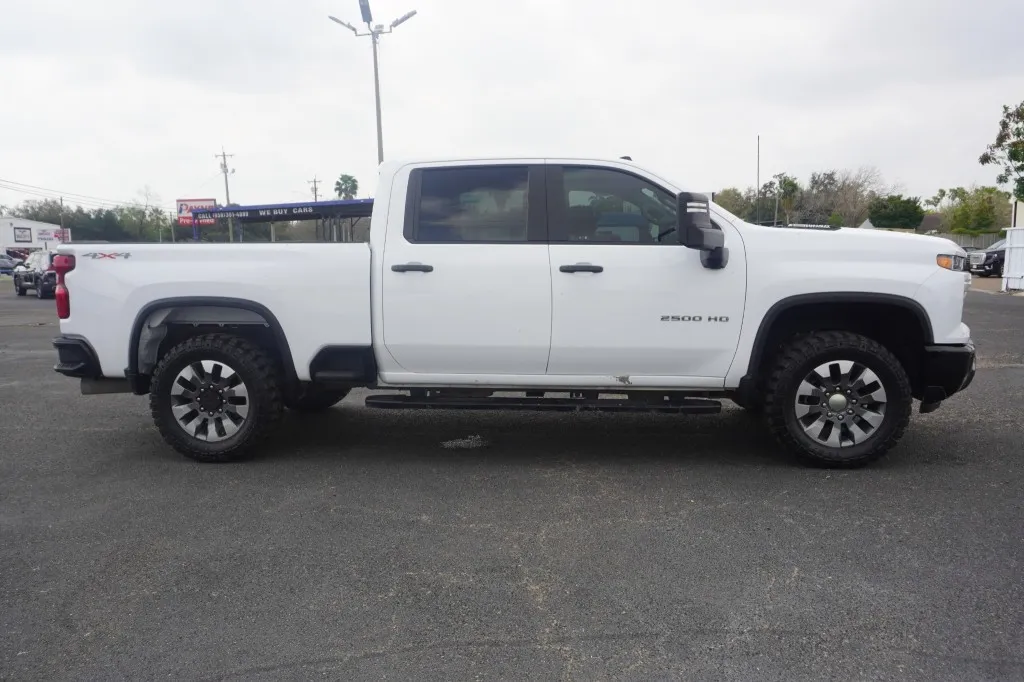 2024 Chevrolet Silverado 2500HD Custom