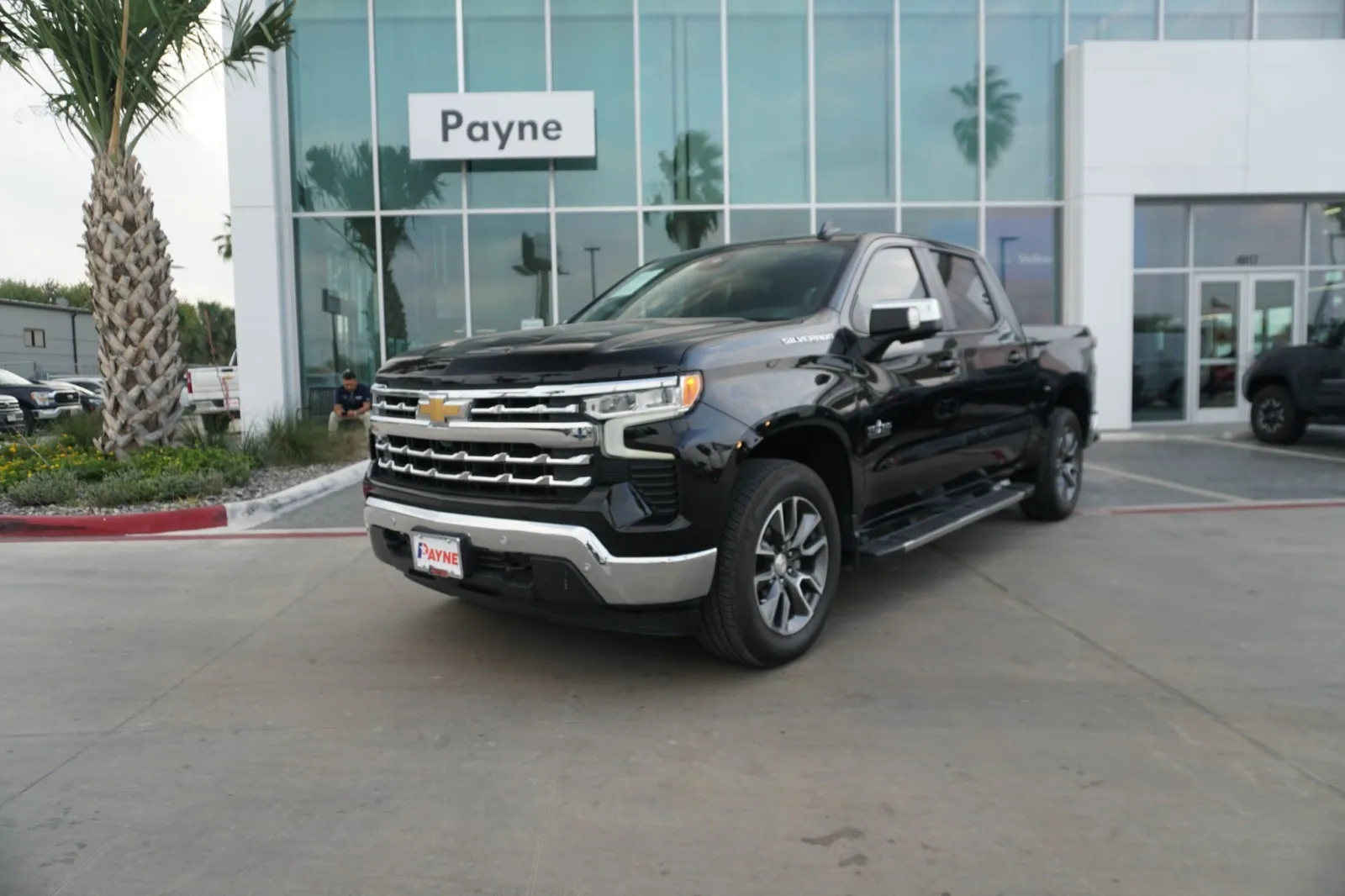2024 Chevrolet Silverado 1500 LT