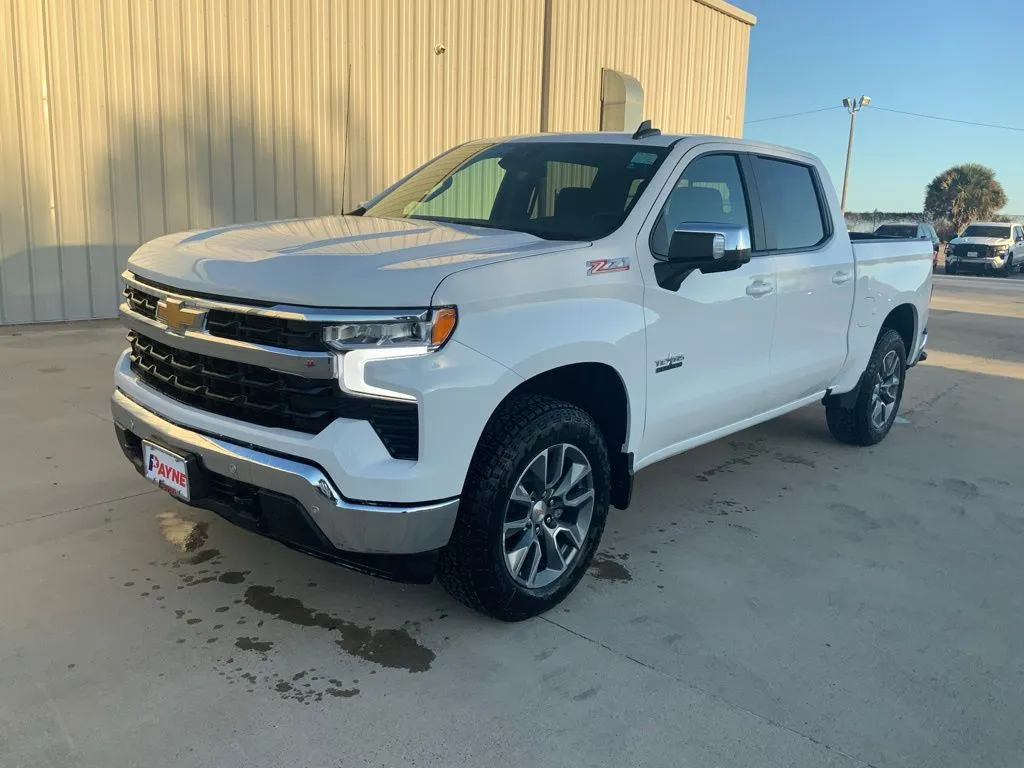 2026 Chevrolet Silverado 1500 LT