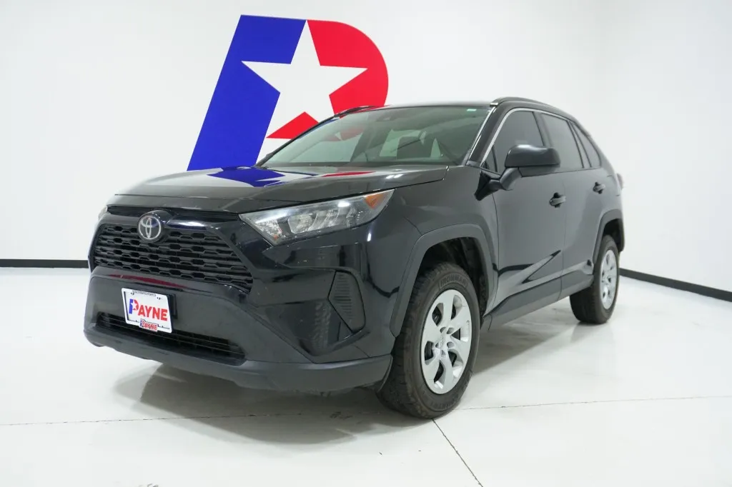 Toyota RAV4's photo