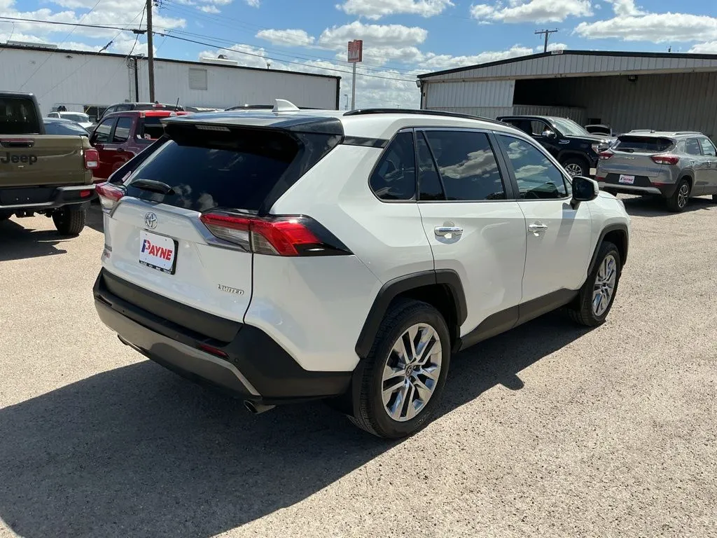 2020 Toyota RAV4 Limited