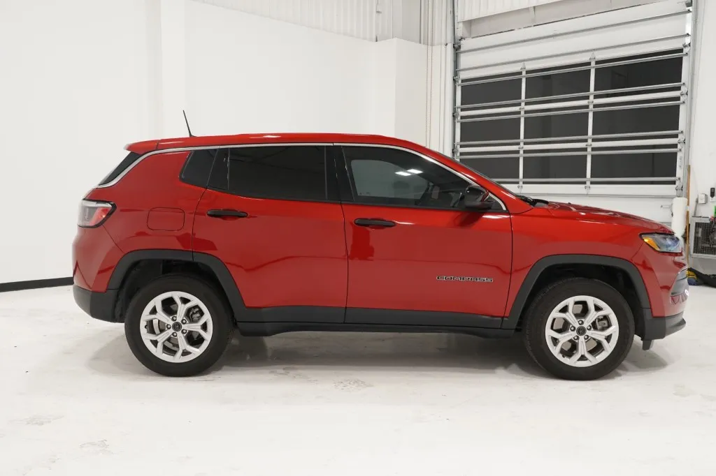2025 Jeep Compass Sport