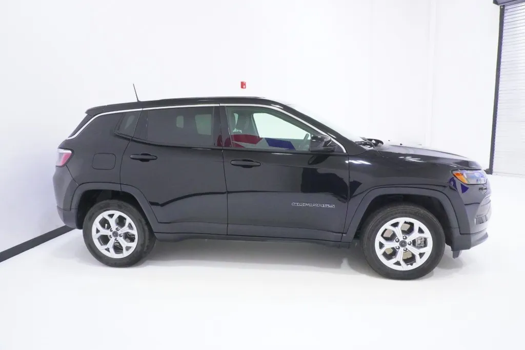 2025 Jeep Compass Sport