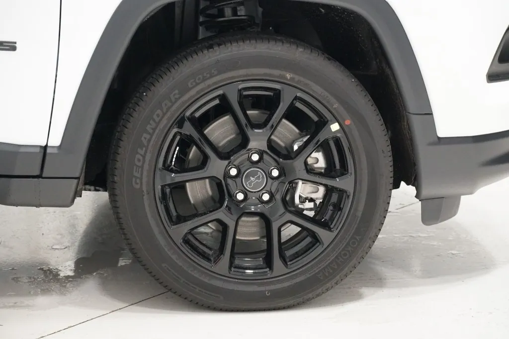 2027 Jeep Compass Latitude Altitude