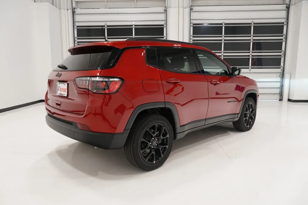 2026 Jeep Compass Latitude Altitude