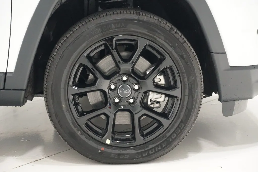 2027 Jeep Compass Latitude Altitude