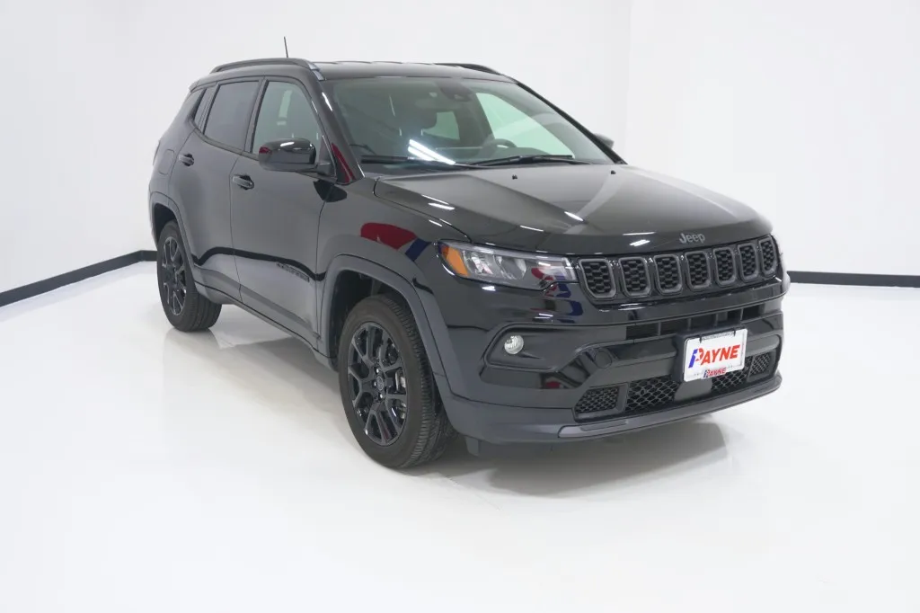2026 Jeep Compass Latitude Altitude