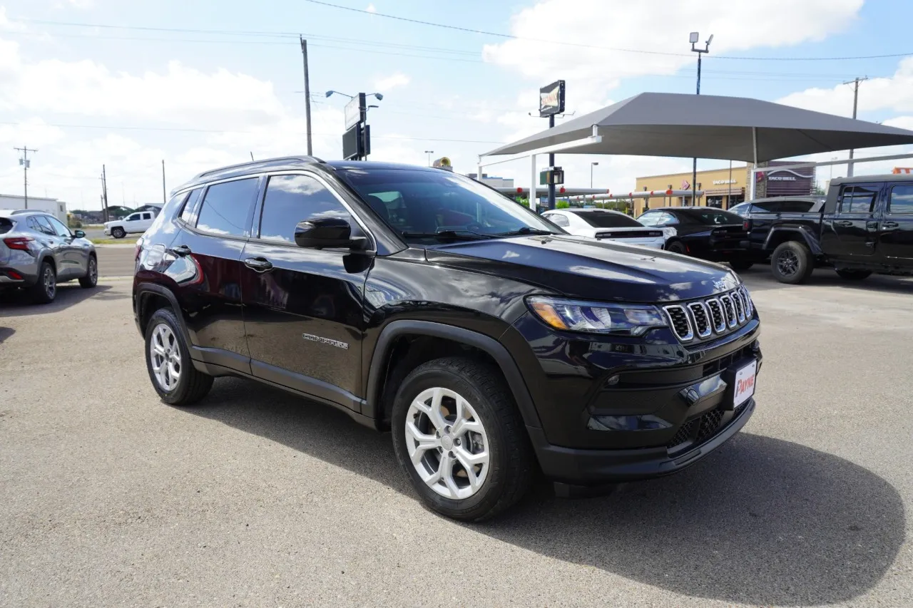 2025 Jeep Compass Latitude