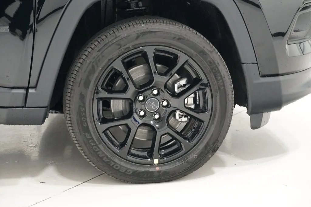 2027 Jeep Compass Latitude Altitude