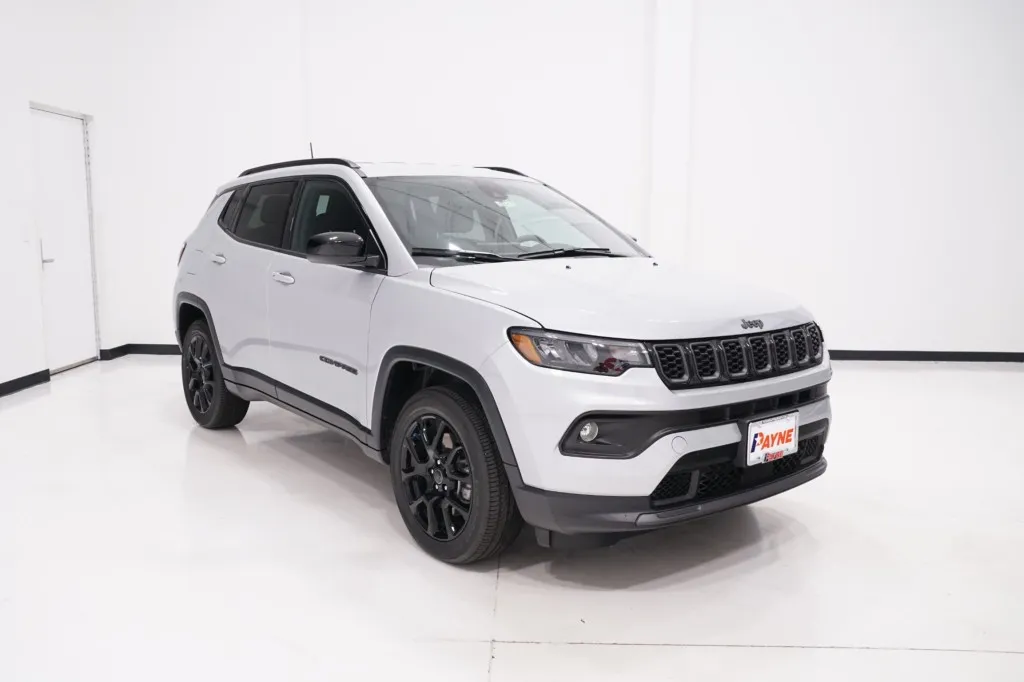 2026 Jeep Compass Latitude Altitude