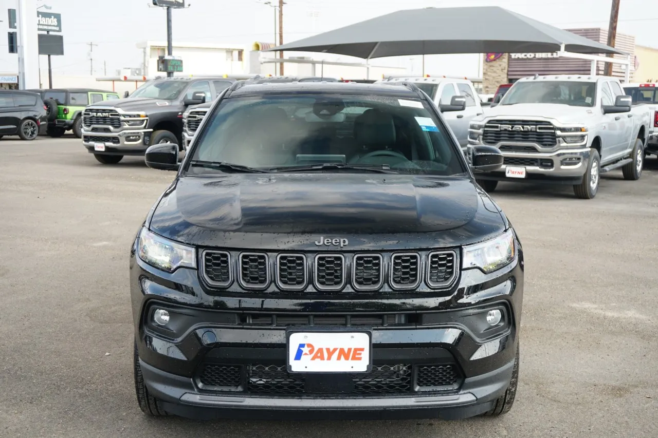 2026 Jeep Compass Latitude Altitude