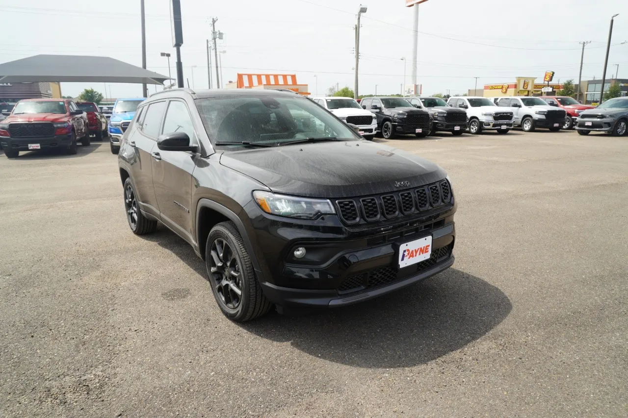 2026 Jeep Compass Latitude Altitude