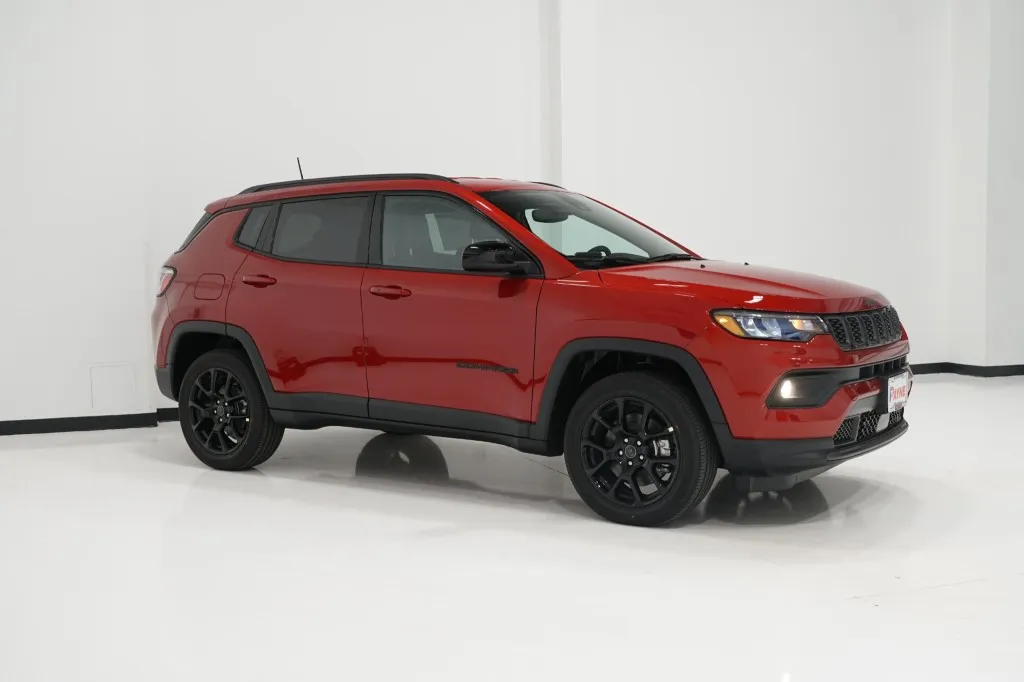 2026 Jeep Compass Latitude Altitude