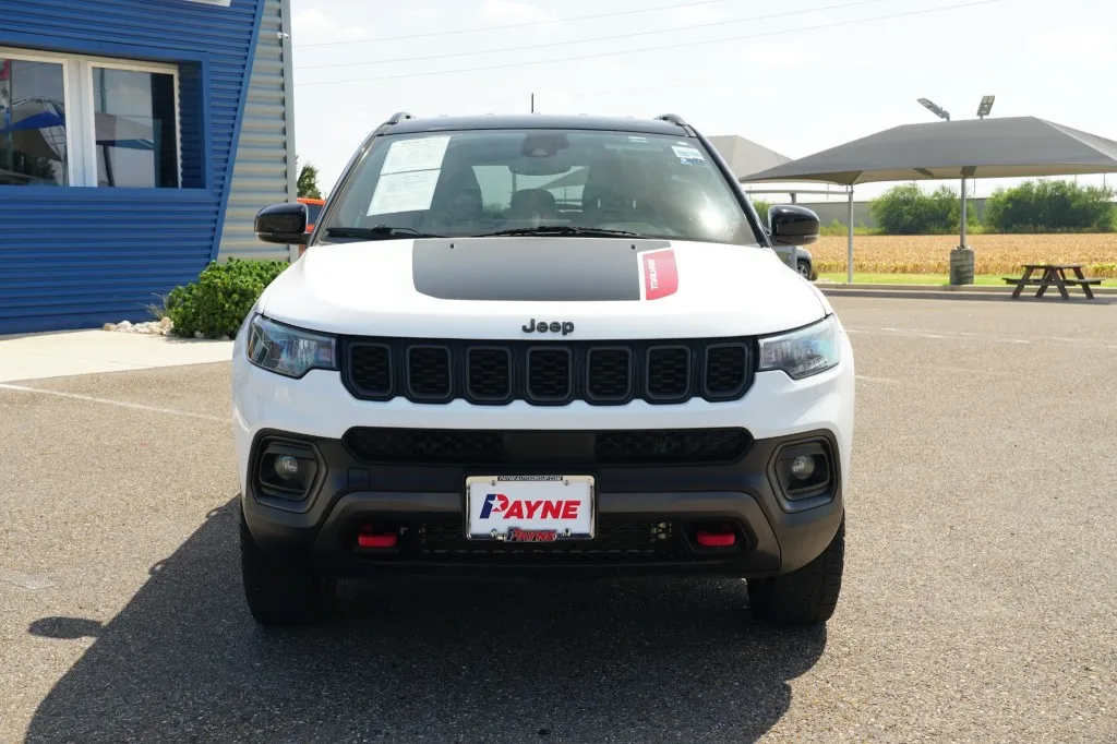 2025 Jeep Compass Trailhawk