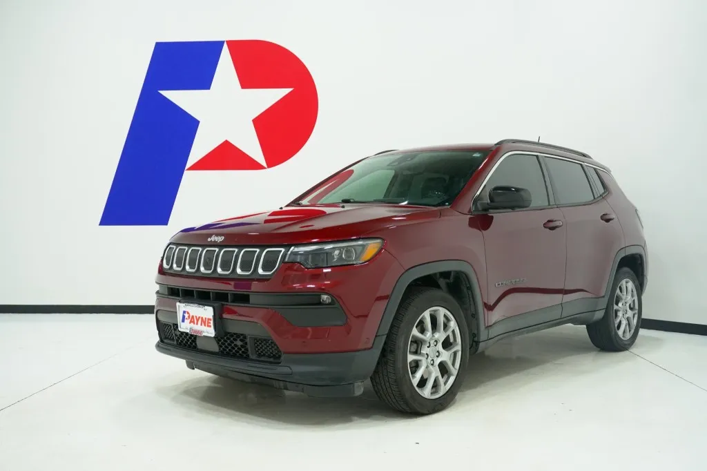 2022 Jeep Compass Latitude Lux