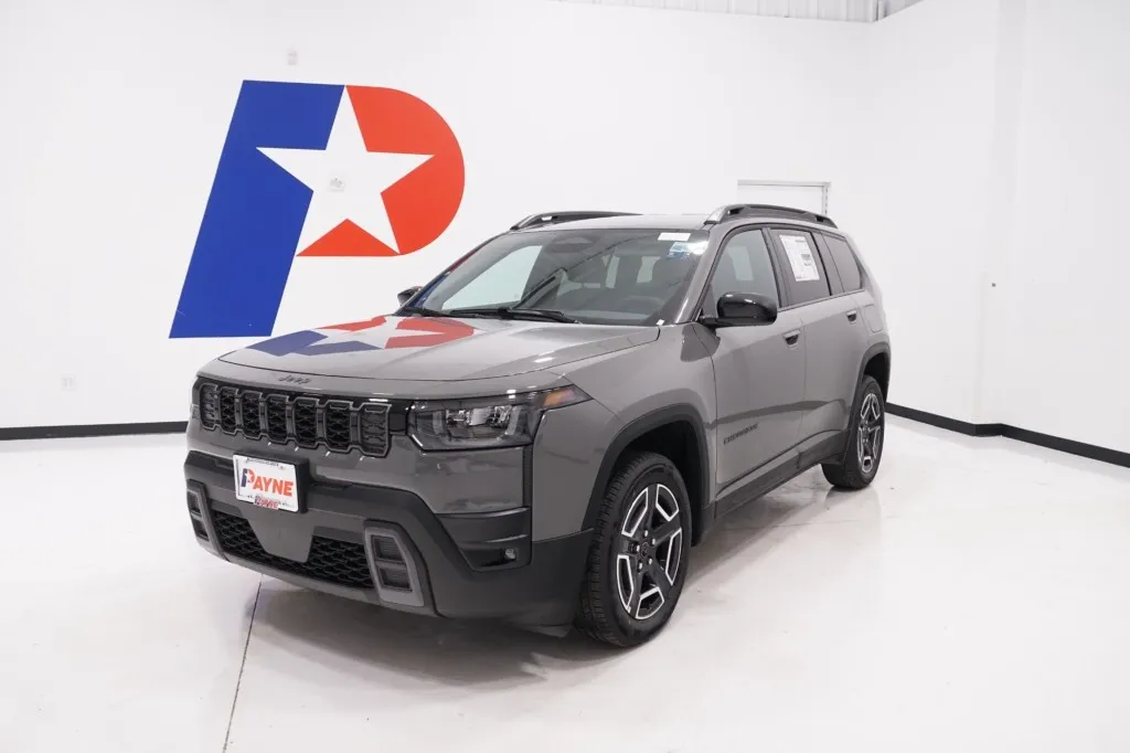2027 Jeep Cherokee Laredo