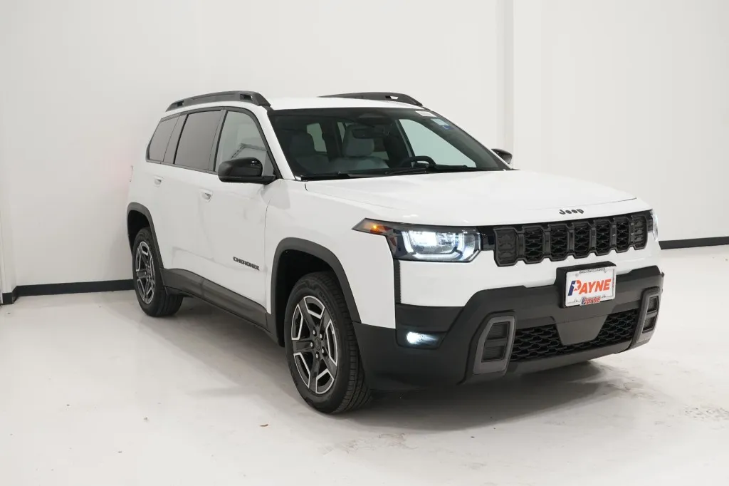 2026 Jeep Cherokee Laredo