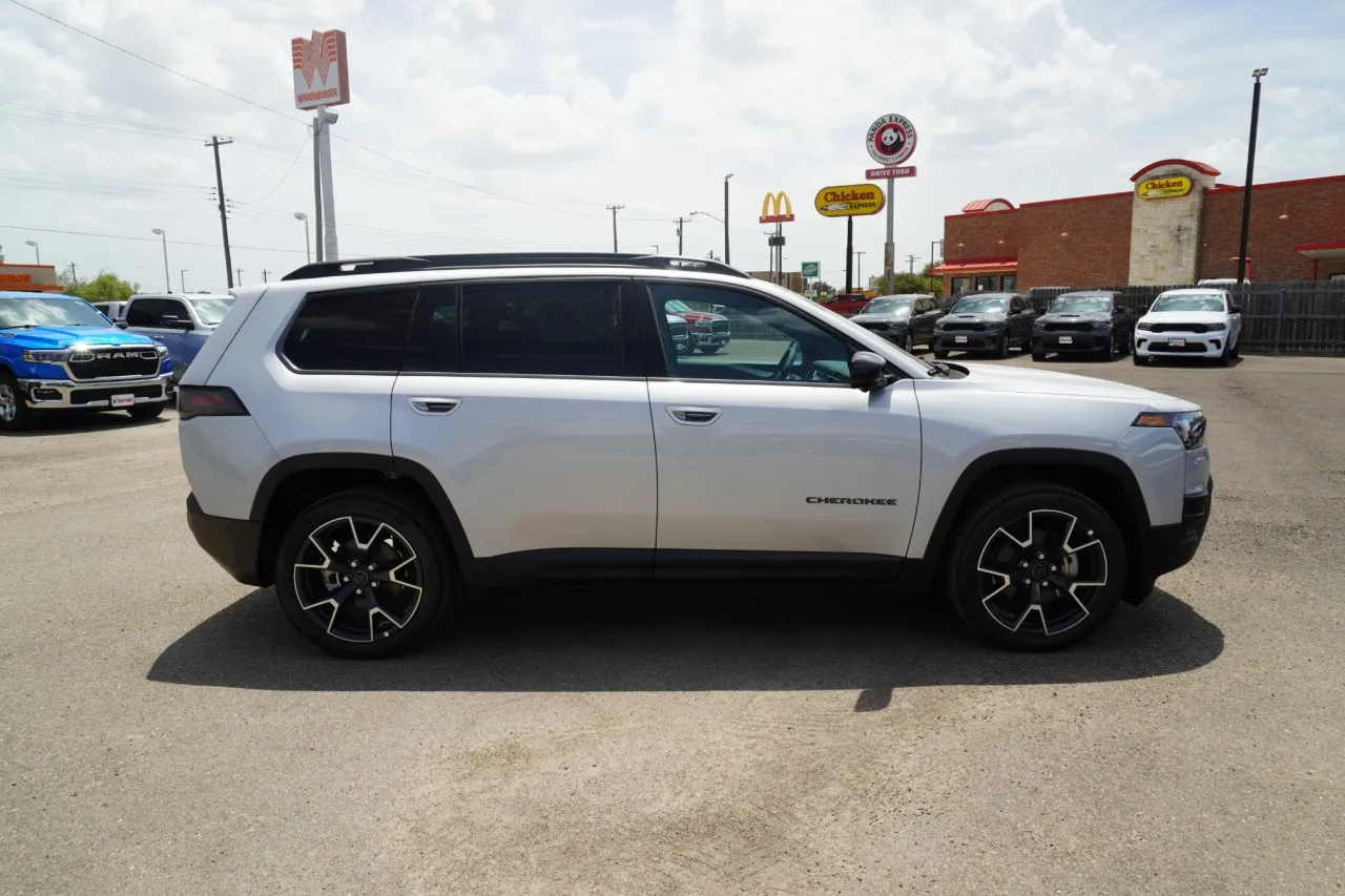 2026 Jeep Cherokee Overland 2026 Jeep Cherokee Overland