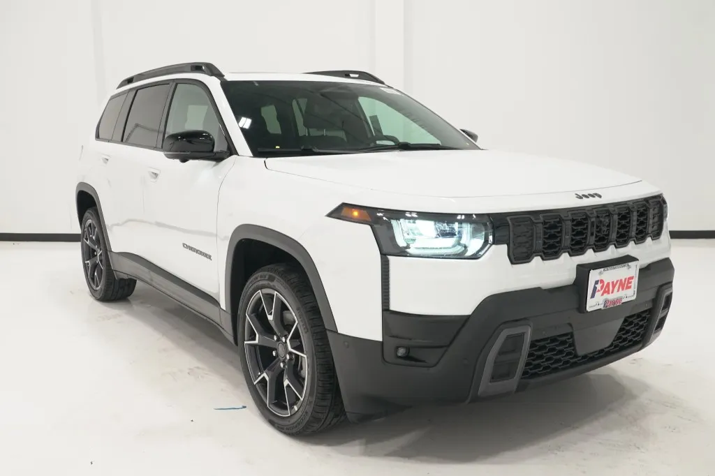 2026 Jeep Cherokee Overland
