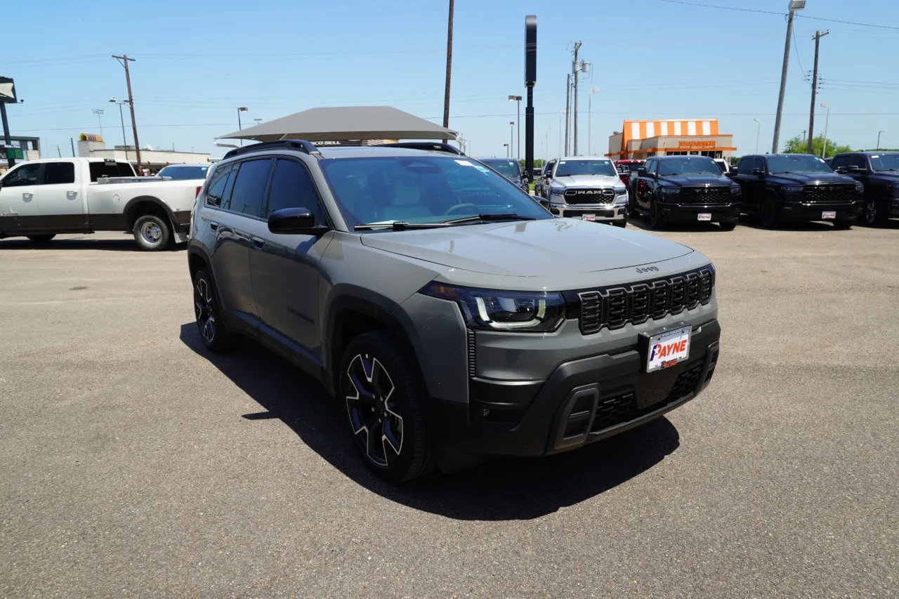 2026 Jeep Cherokee Overland
