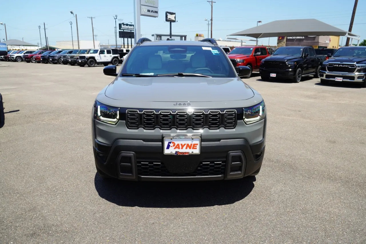 2026 Jeep Cherokee Overland
