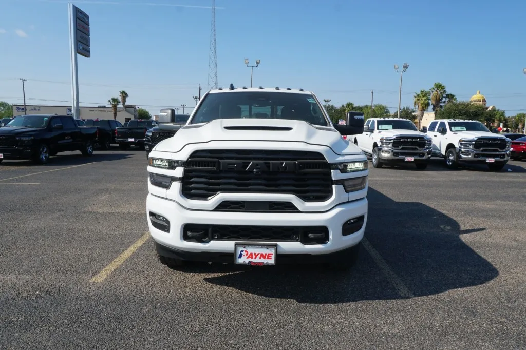 2027 RAM 2500 Black Express 2027 RAM 2500 Black Express