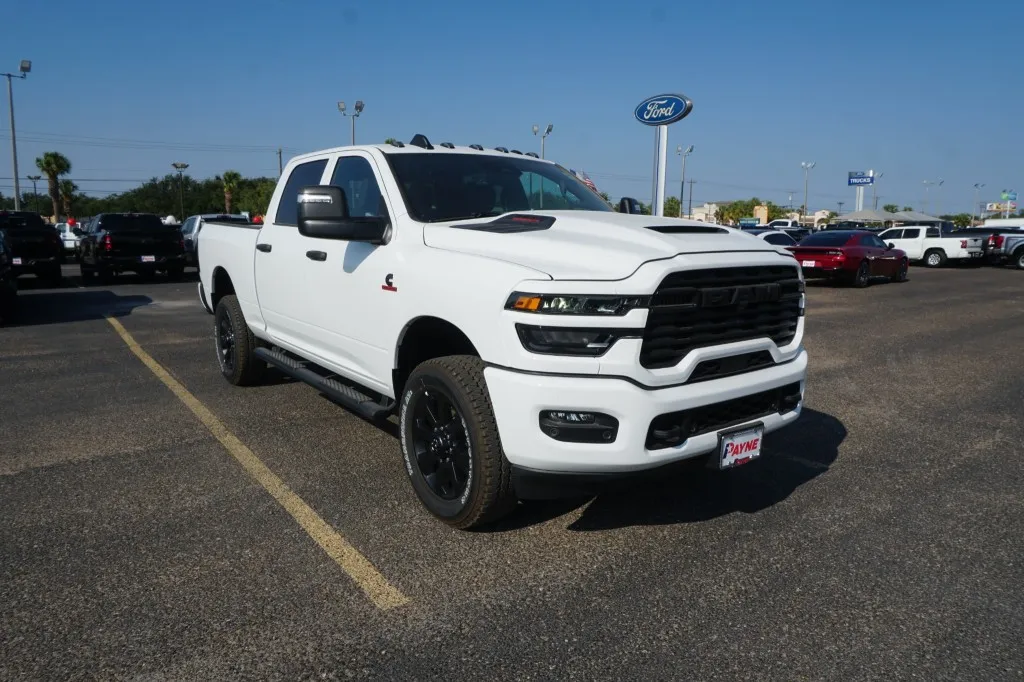2027 RAM 2500 Black Express 2027 RAM 2500 Black Express