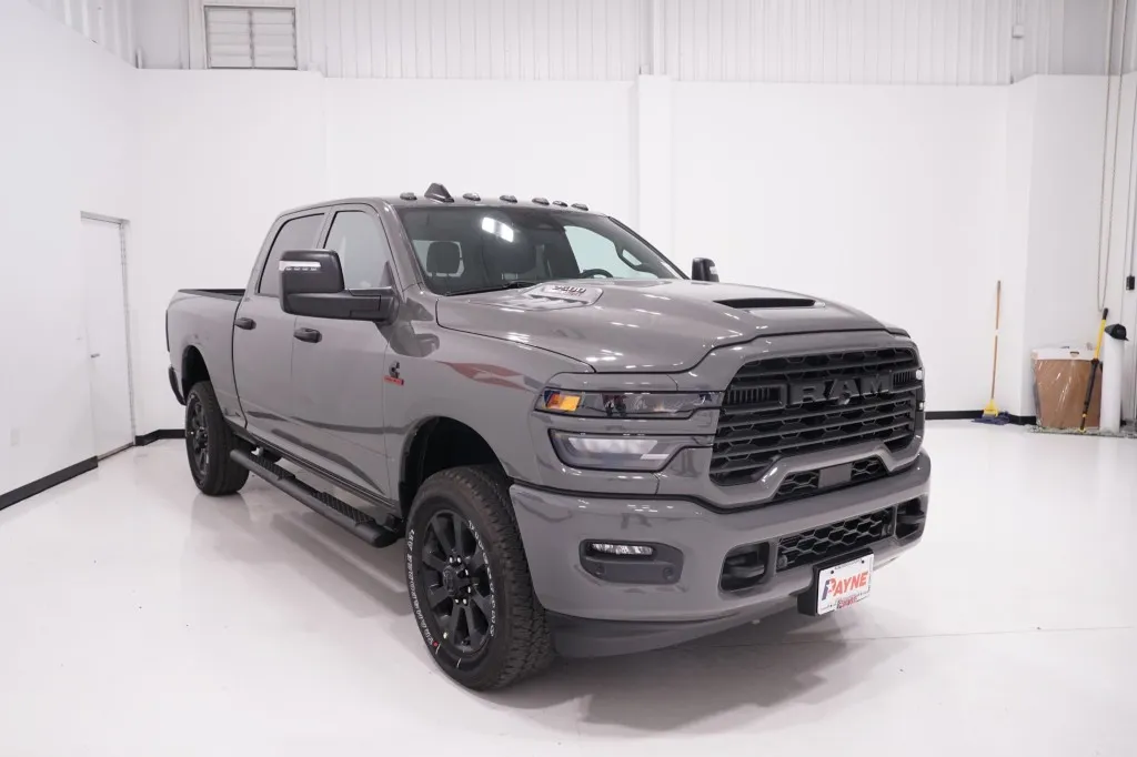 2027 RAM 2500 Black Express 2027 RAM 2500 Black Express