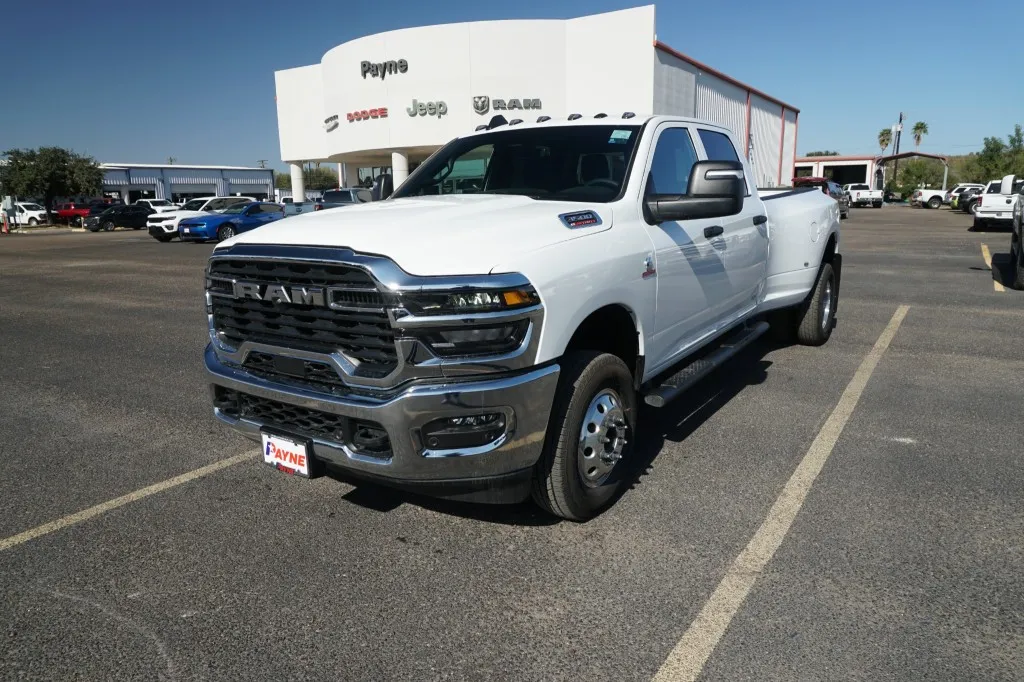 2026 RAM Ram 3500 Pickup Tradesman's photo