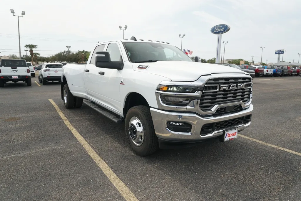 2026 RAM 3500 Tradesman 2026 RAM 3500 Tradesman