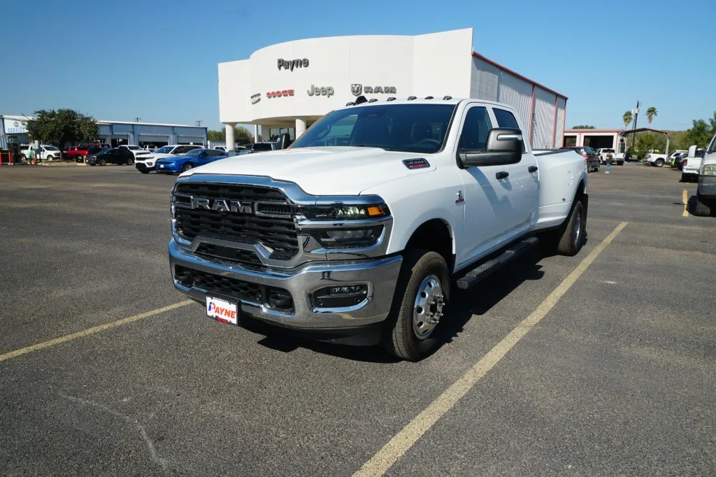 2026 RAM Ram 3500 Pickup Tradesman's photo