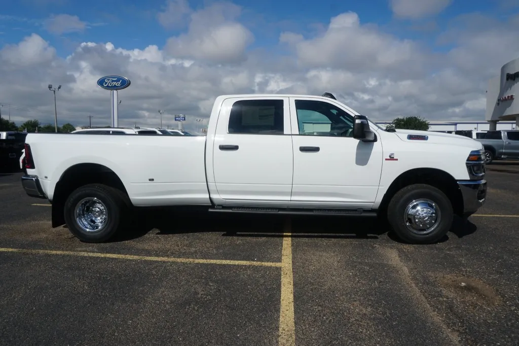 2027 RAM 3500 Tradesman 2027 RAM 3500 Tradesman