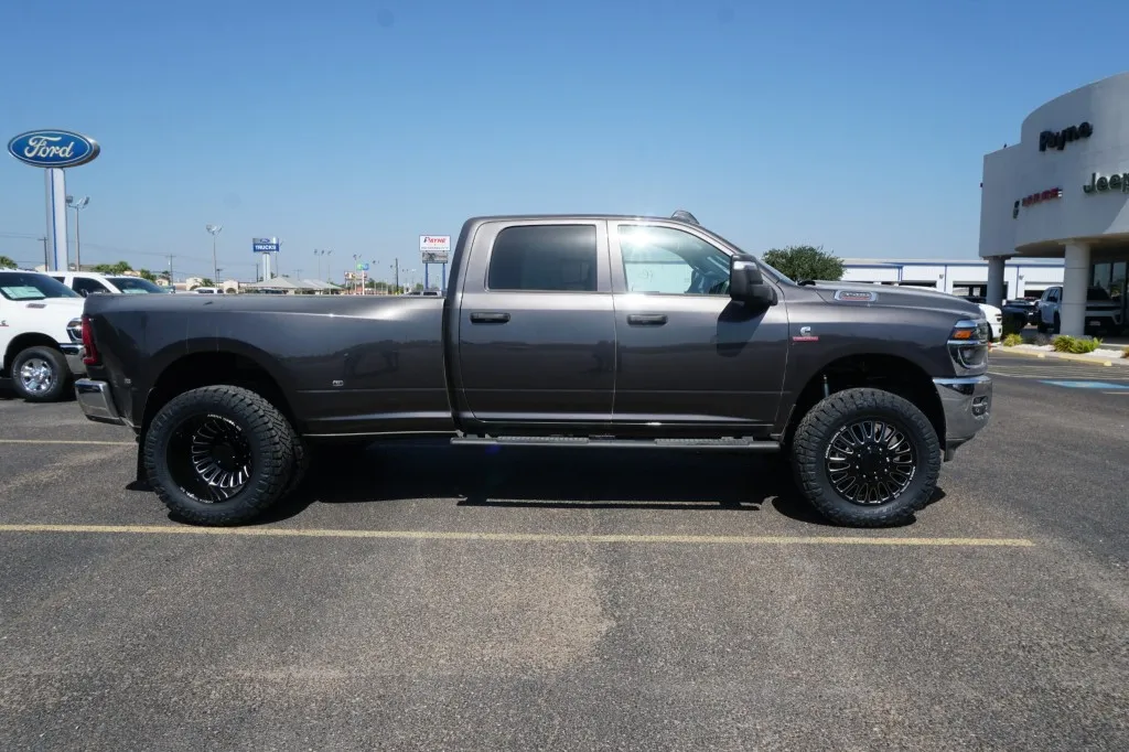 2027 RAM 3500 Tradesman