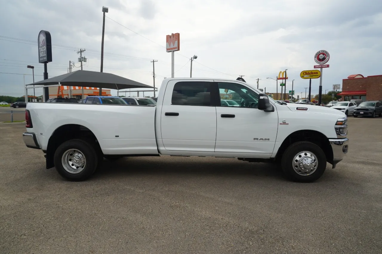 2027 RAM 3500 Lone Star