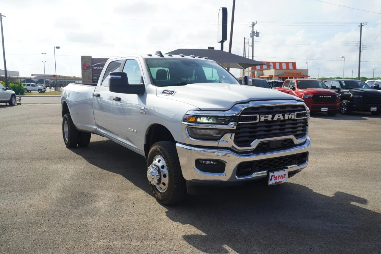 2027 RAM 3500 Lone Star 2027 RAM 3500 Lone Star