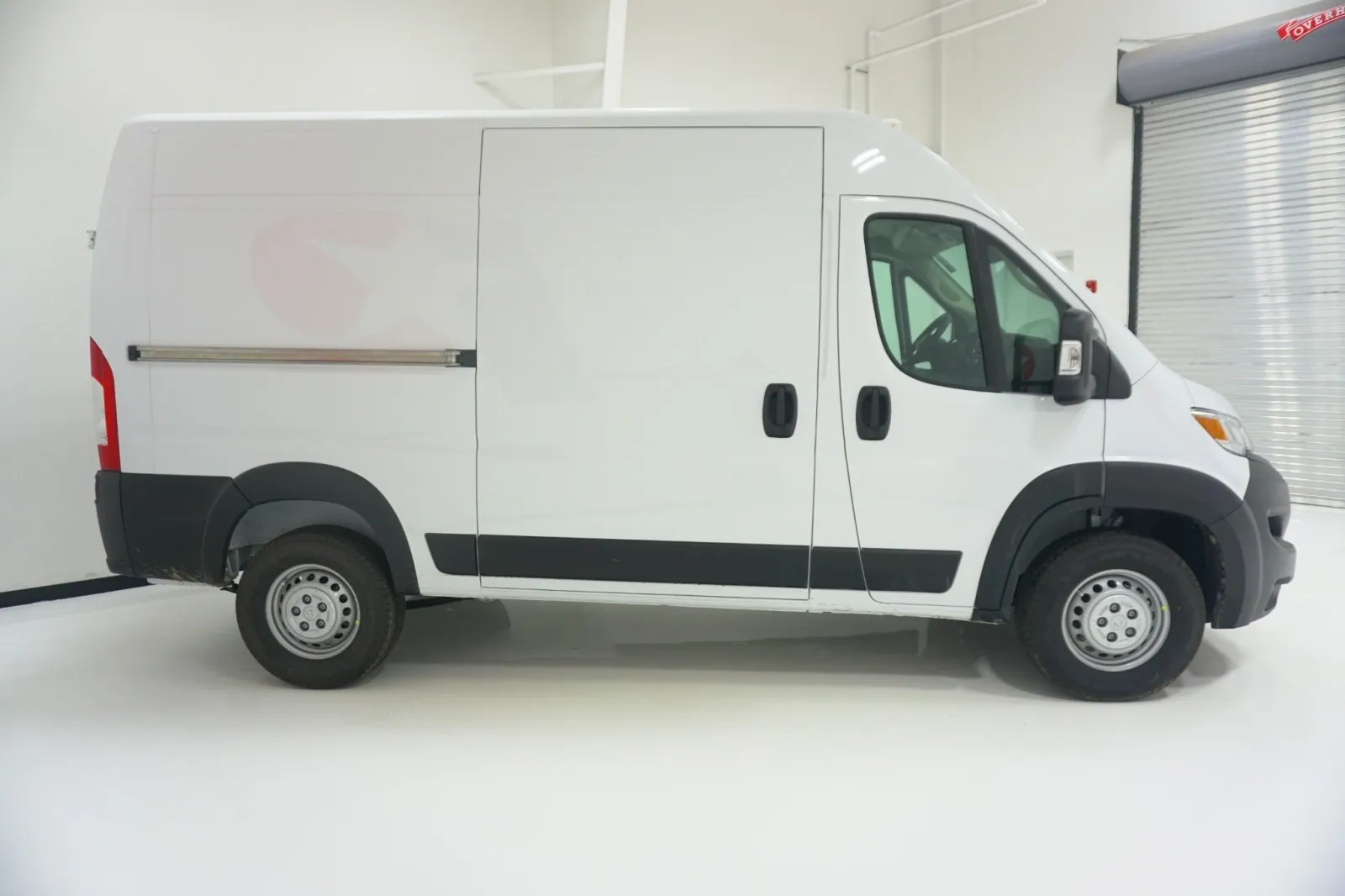 2026 RAM ProMaster Cargo Van Tradesman