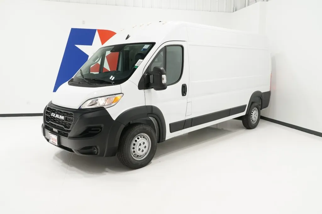 2026 RAM ProMaster Cargo Van Tradesman