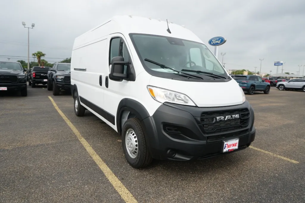 2026 RAM ProMaster Cargo Van Tradesman